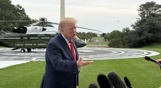 Trump thotë se Irani “po dështon rëndë”, ndërsa lë të hapur mundësinë e veprimit ushtarak