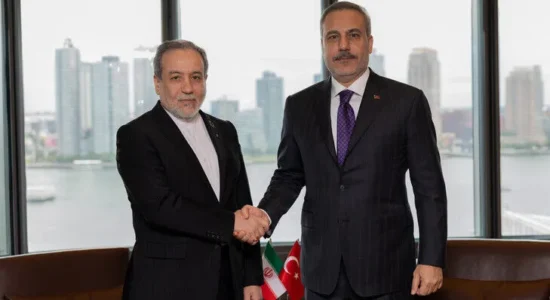 Ministri i Jashtëm i Turqisë dhe homologu iranian diskutojnë zhvillimet rajonale në bisedë telefonike