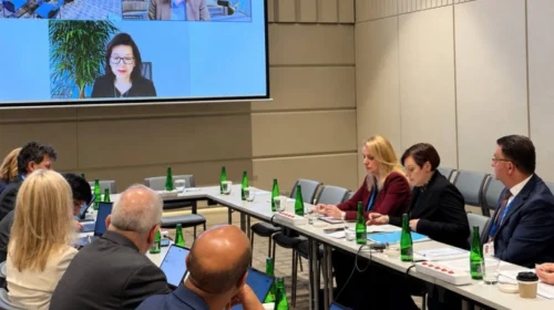 Dimitrieska-Koçoska në takime me përfaqësuesit e Bankës Botërore dhe IFC-së: Konfirmohet përkrahja për reformat dhe prioritetet zhvillimore të vendit